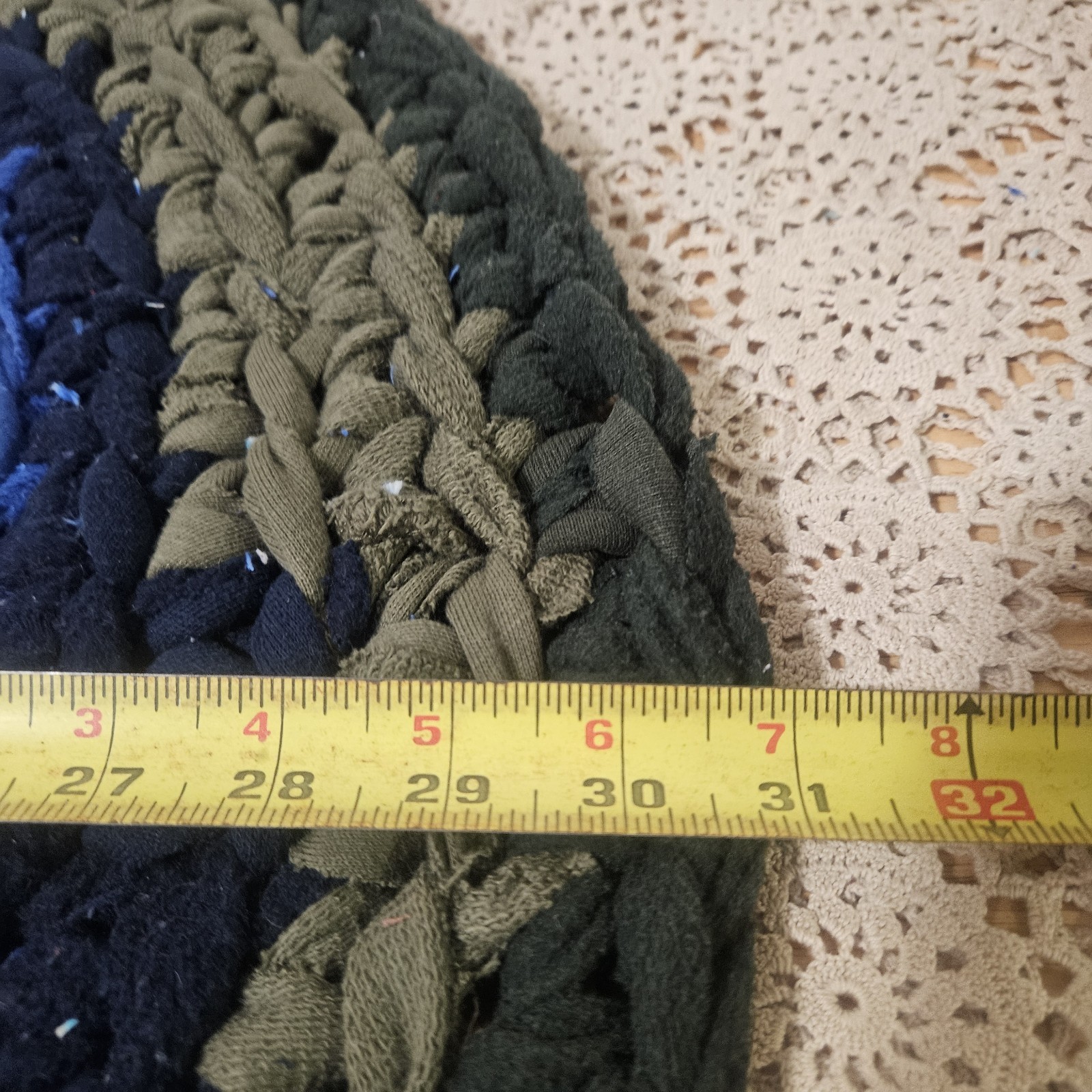 New Handmade Rag Rug Round Braided Recycled Fabric Farmhouse Boho 31″