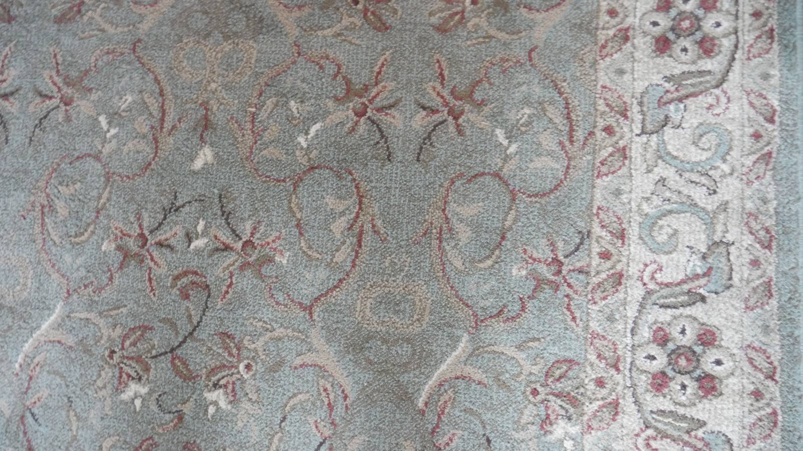 Egyptian Velvet Superior Heritage Oriental Floral Indoor Area Rug, 5′ x 8′ Green