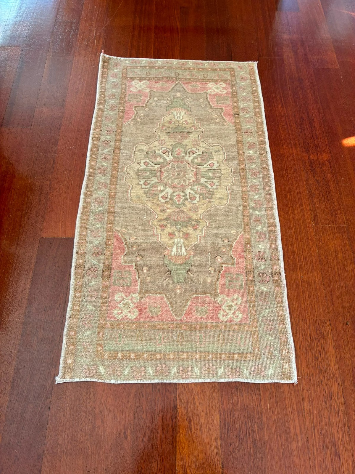 Handmade Wool 2×4 Rug Beige Pink Green Cream Vintage Turkish Oushak Accent Mat