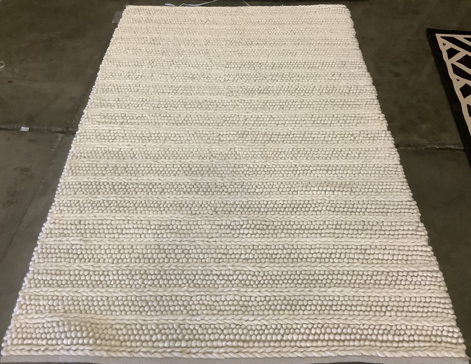IVORY 5′-0″ x 8′-0″ Flaw in Rug, Reduced Price 1172674940 NAT280A-5