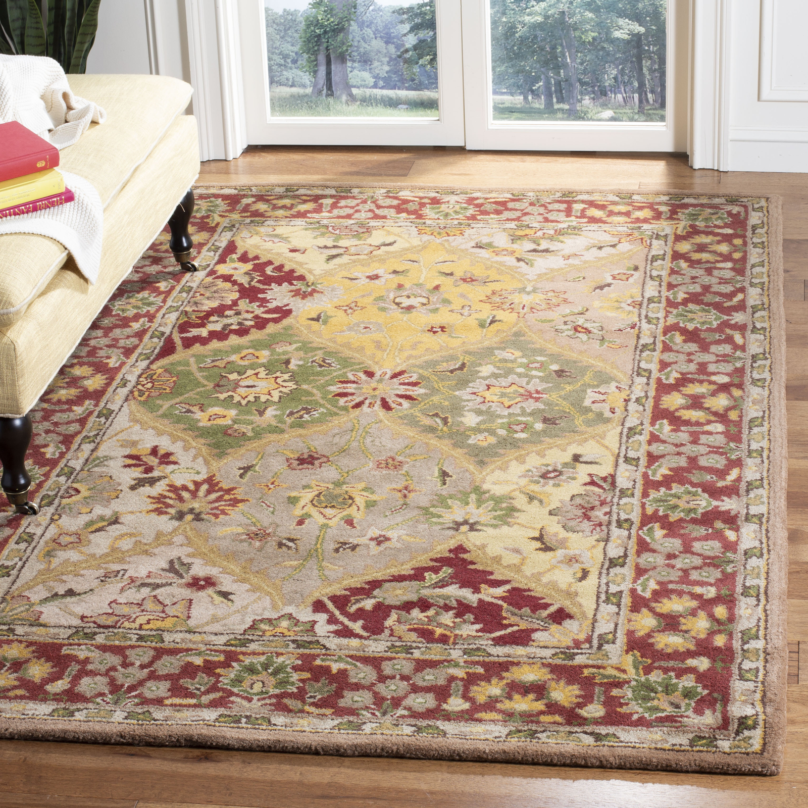 Safavieh Heritage MULTI 3′ X 5′ Area Rug – HG111A-3