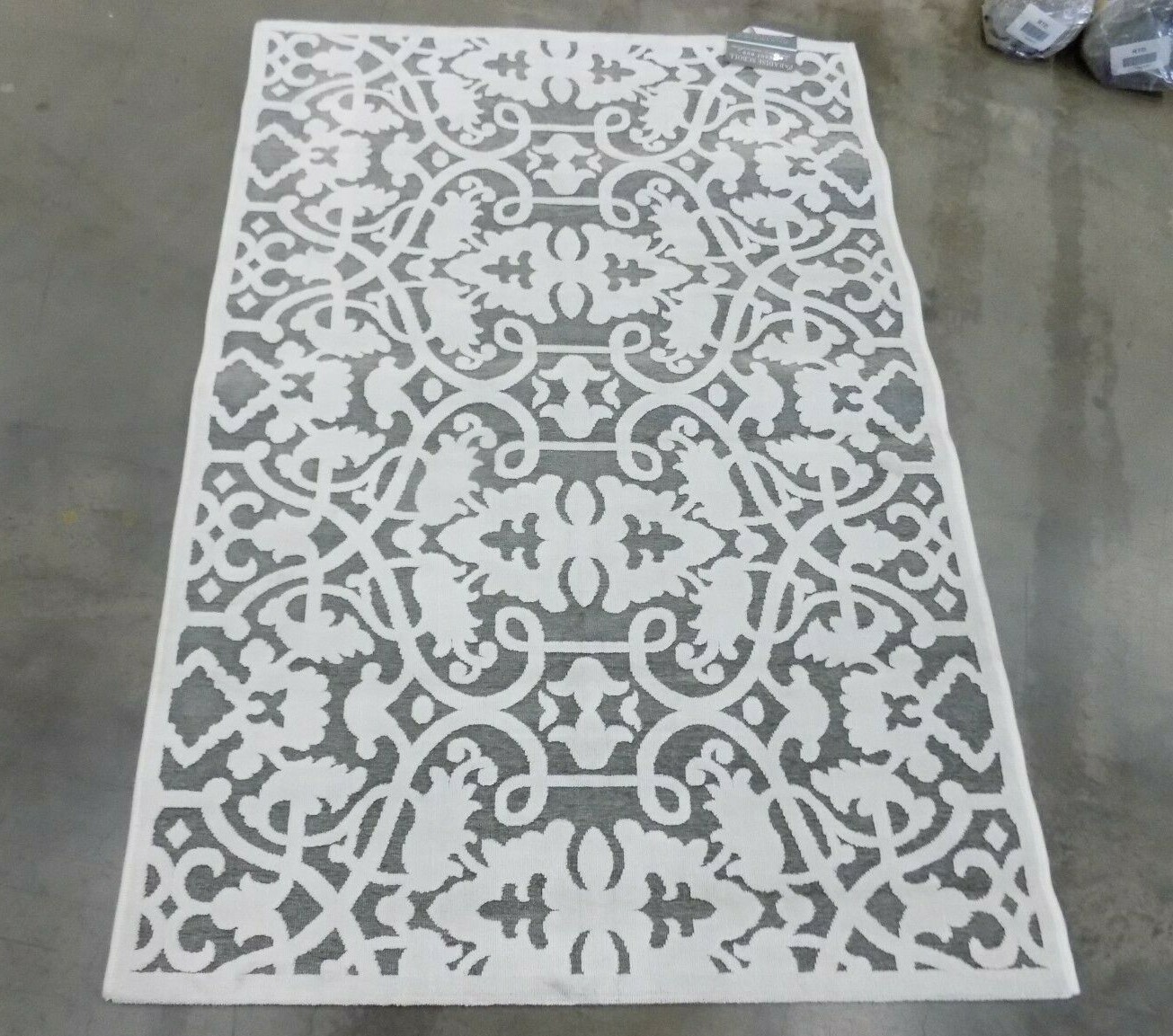 IVORY / DARK GREY 3′-1″ X 4′-7″ Stained Rug, Reduced Price 1172592572 PARB636C-3