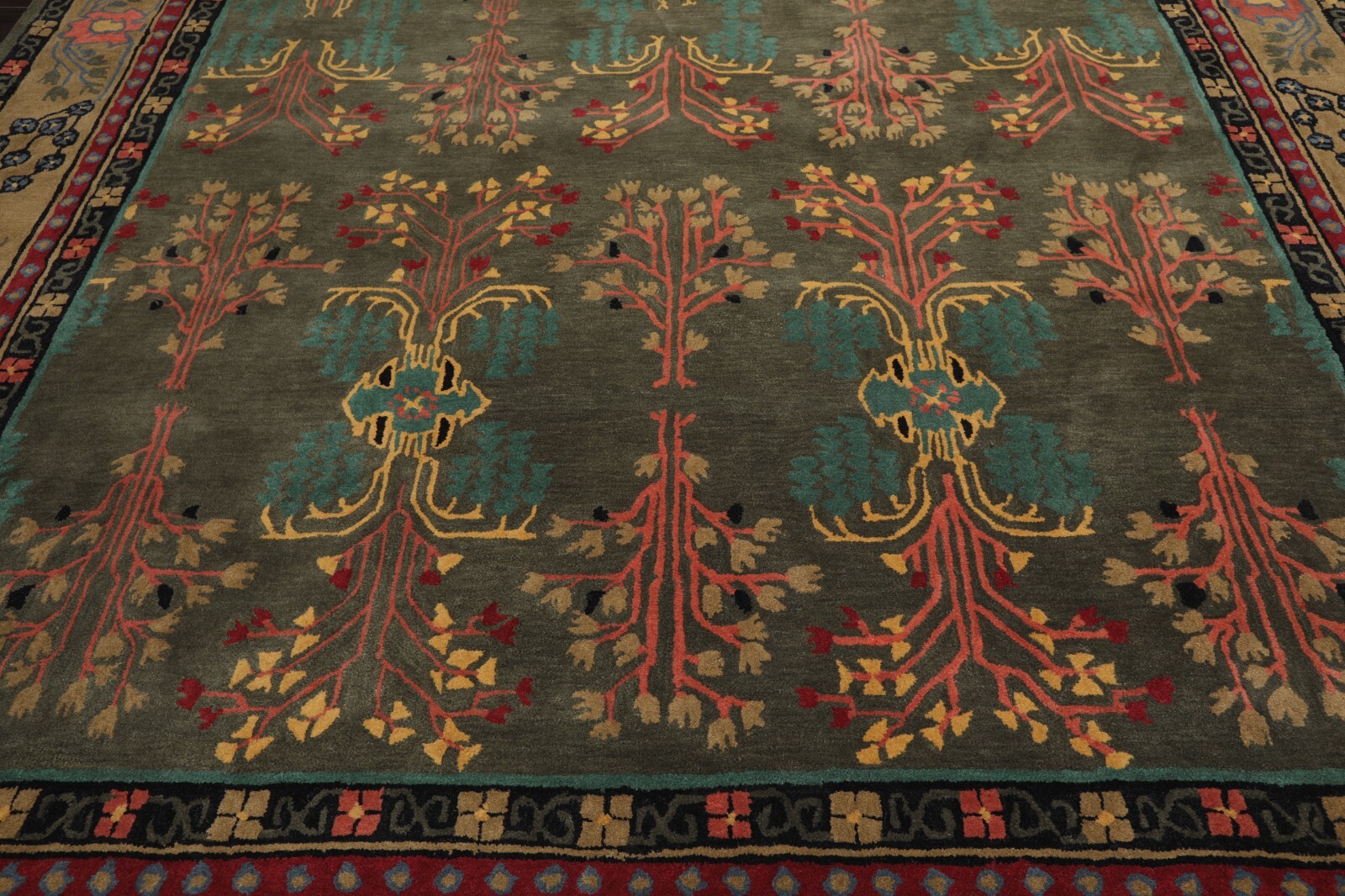 Donegal Arts & Crafts Handmade 100% Wool Area Rug Dark Gray/Green 5′ x 8′
