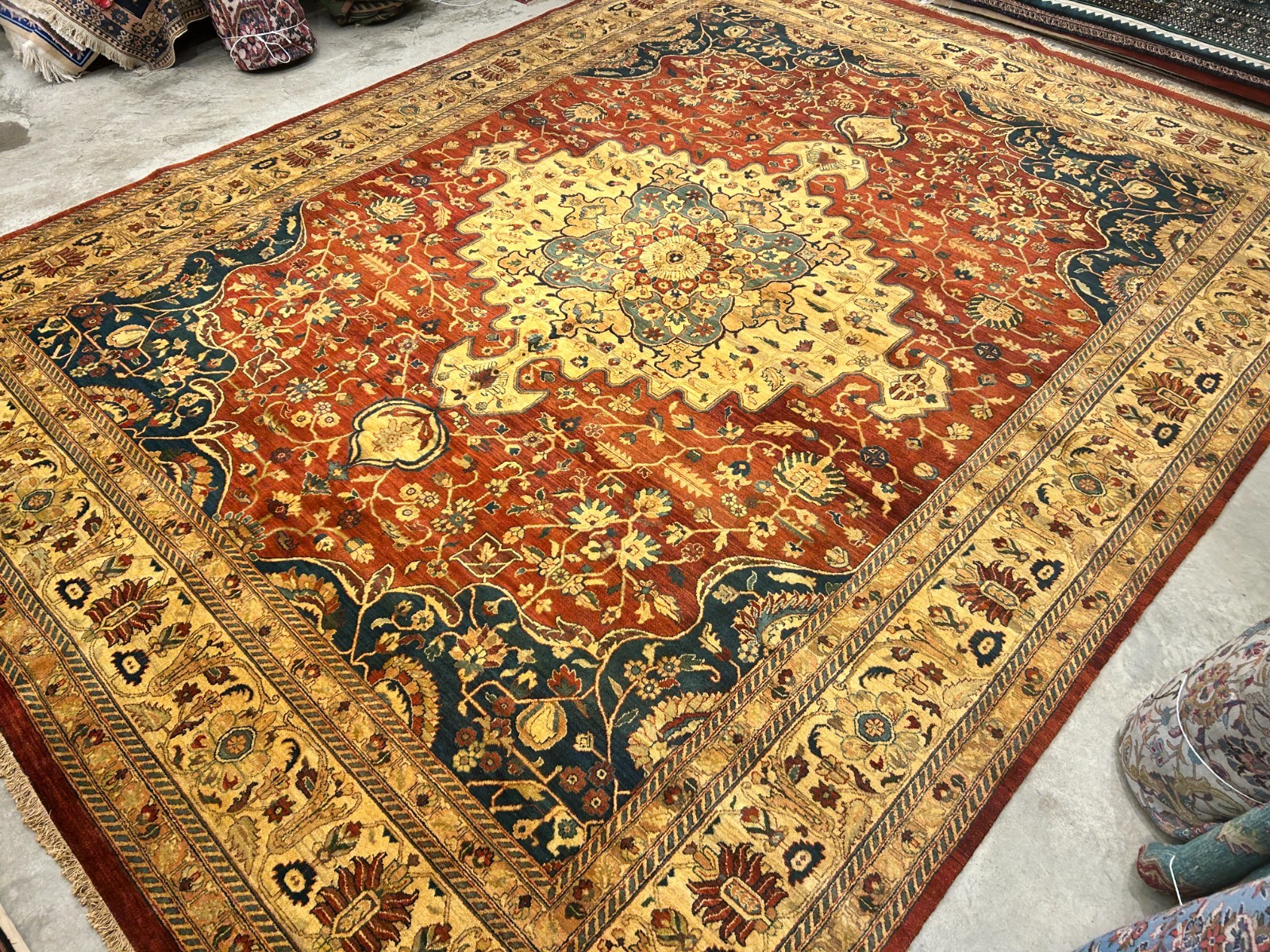 11’11″x15’5″ Hand-Knotted 100% Wool Pile Herize Area Rug – Carpet