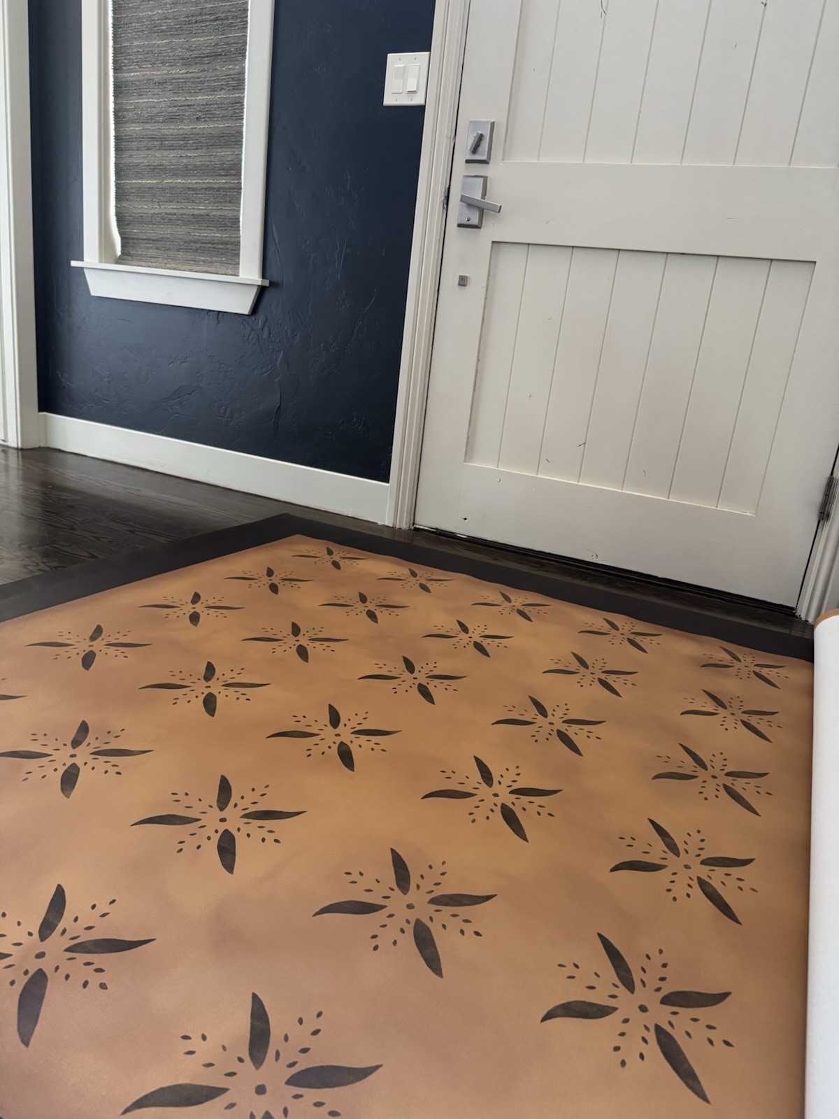 Hand Painted Floor Cloth, size 4’x6’ Wipeable Floorcloth Area Rug. So Durable
