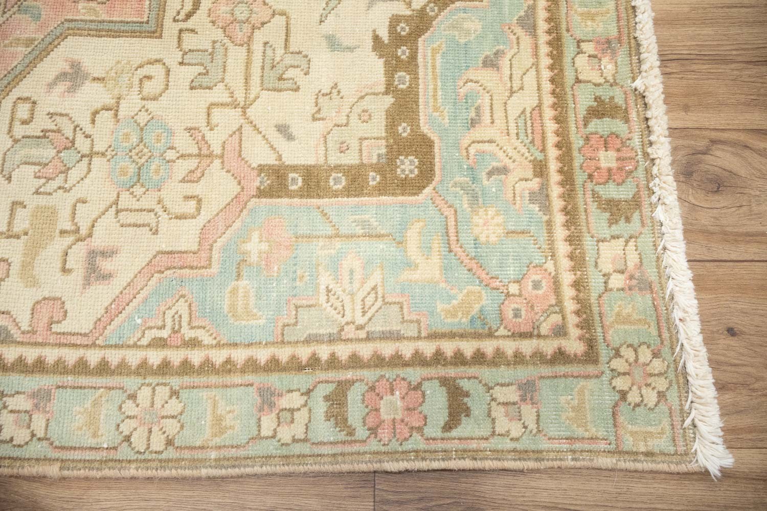 Semi-Antique Floral Oriental Wool Rug Hand-Knotted Distressed Carpet 7’4×9’4 Ft