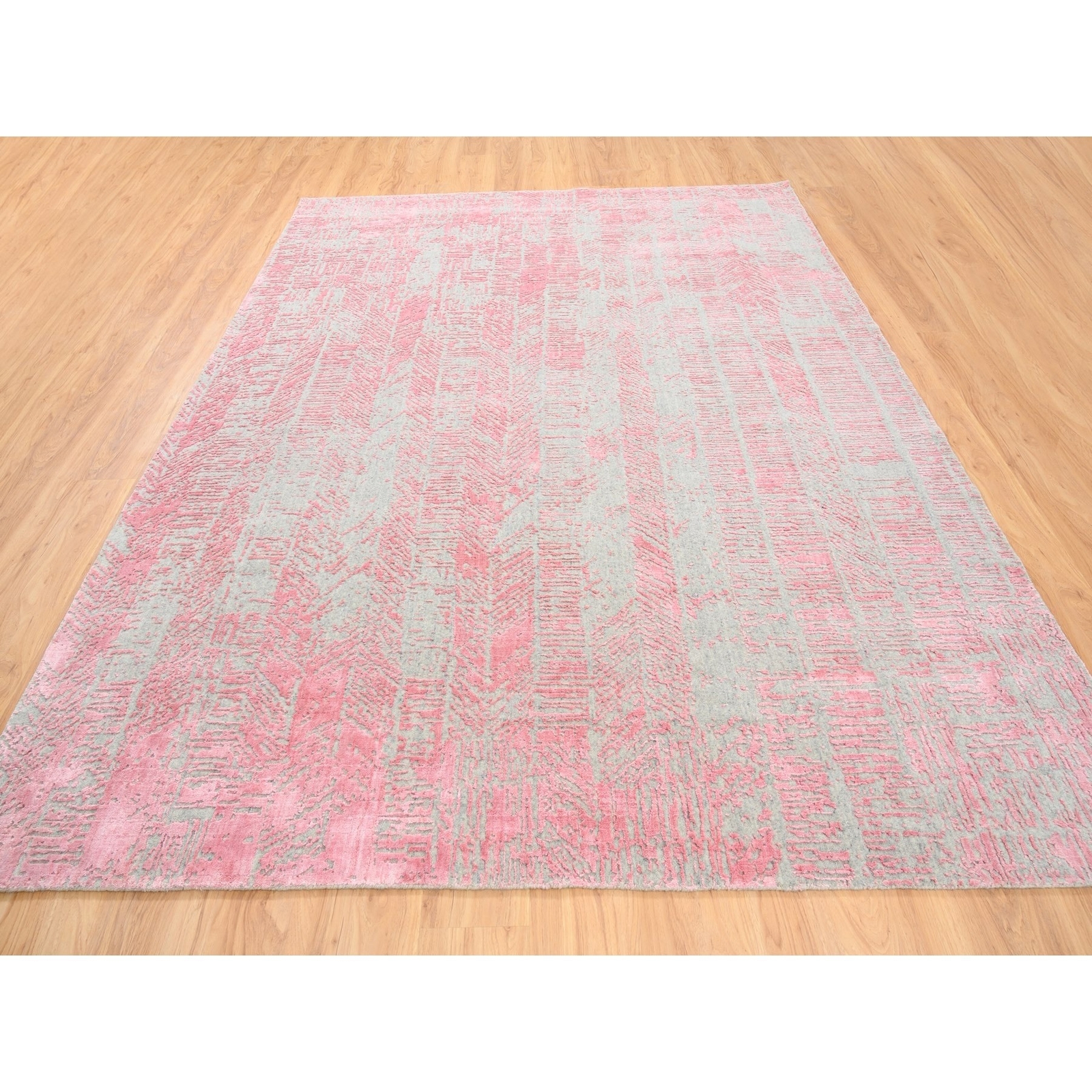 7’10″x10’1″ Wool And Plant Based Silk Erased Modern Design Handloomed Rug R62257