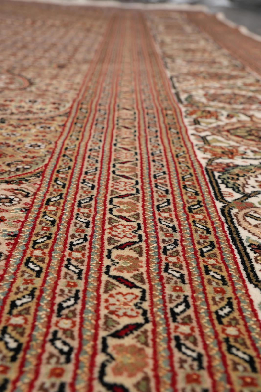 9.9 x 13.3 Quality Handmade Wool and Silk Rug Mahii Tabriiz #F-4156