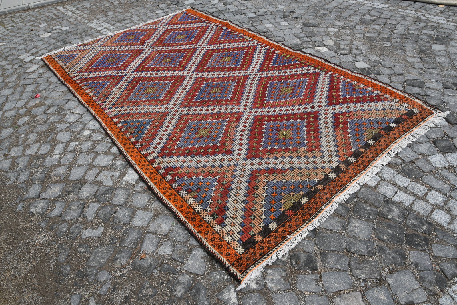 Turkish Vintage Rug, 5,8×9,5 ft Kilim Rug, Red Ombré Wool Rug