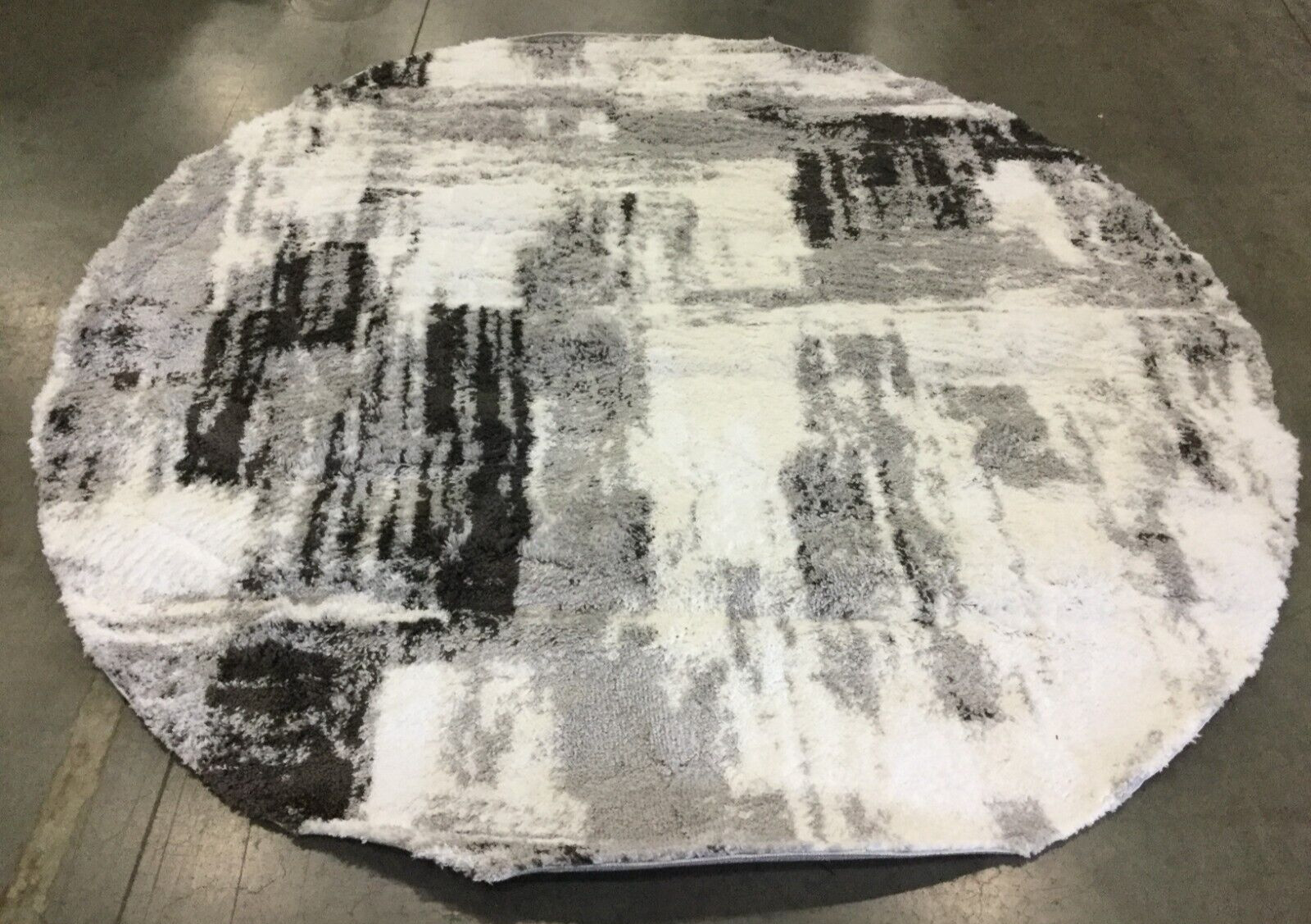 GREY / DARK GREY 7′ X 7′ Round Flaw in Rug, Reduced Price 1172659670 BER549F-7R