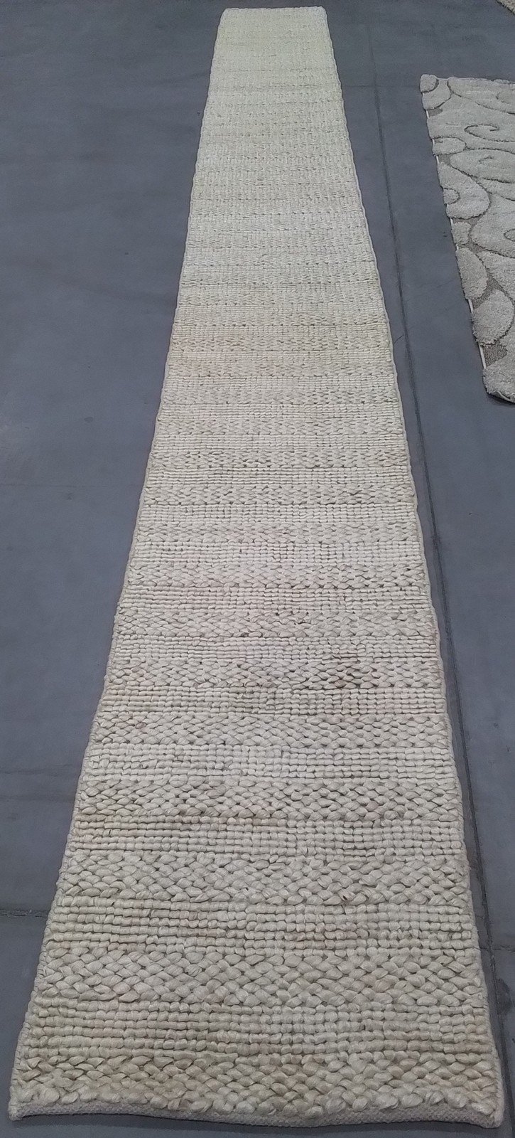 BLEACH 2′-3″ x 22′-0″ Flaw in Rug, Reduced Price 3172810406 NF212D-222