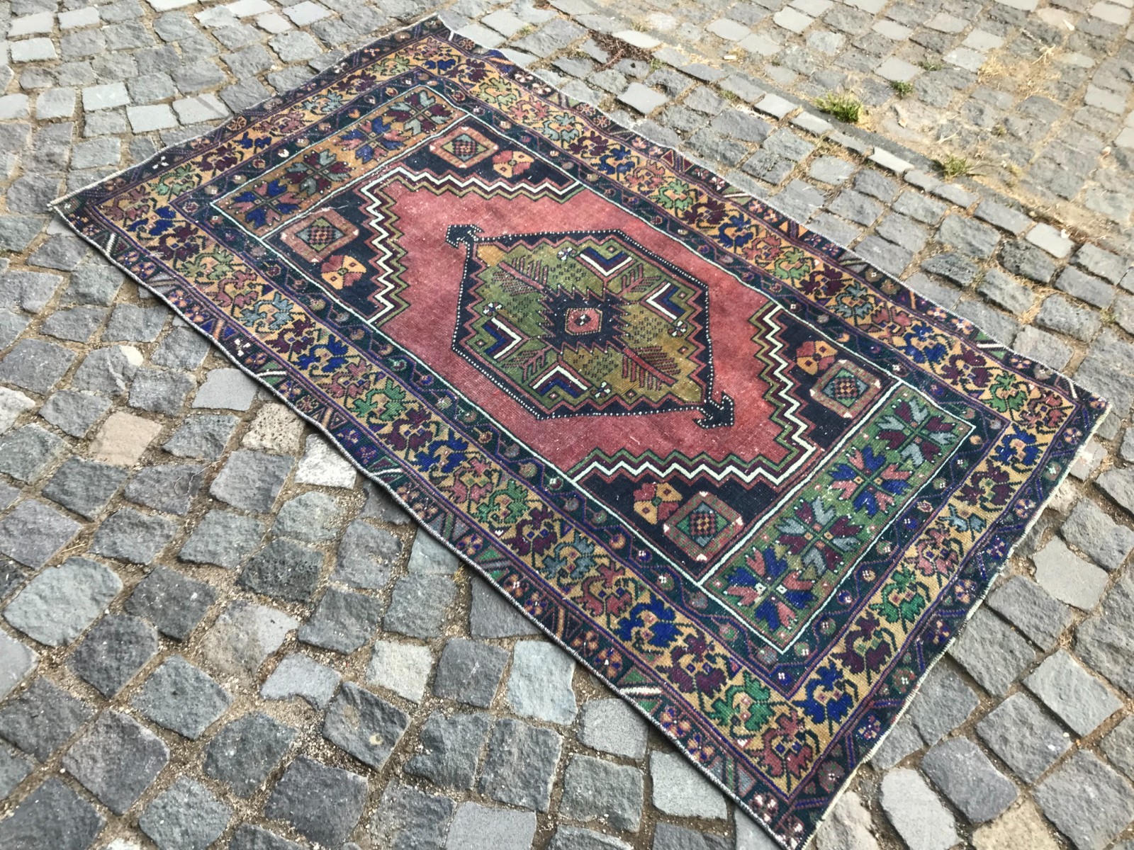 Bohemian Area Rug Handmade Wool Rug Turkish Vintage Traditional Rug 3,4 x 3,8 ft