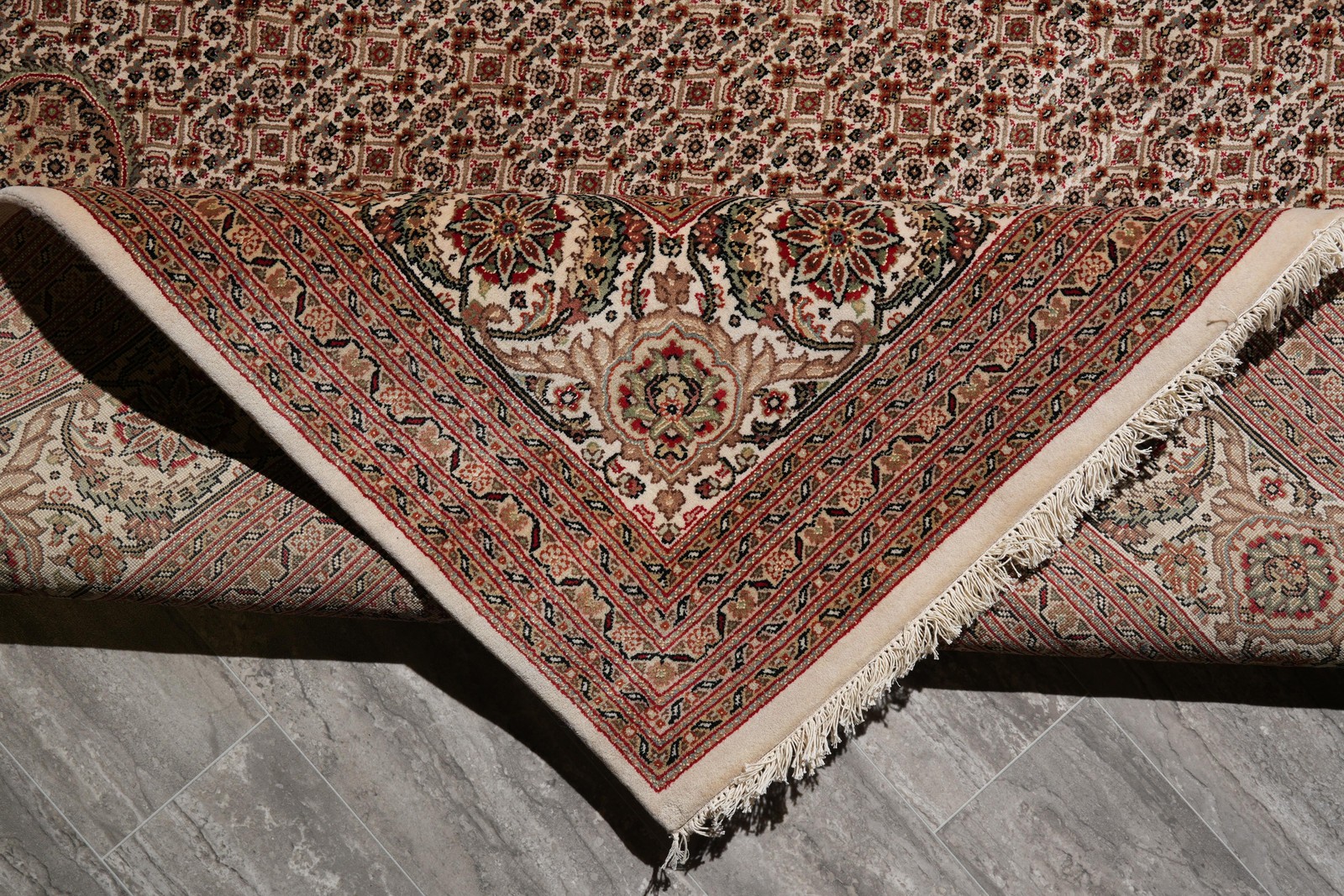9.9 x 13.3 Quality Handmade Wool and Silk Rug Mahii Tabriiz #F-4156