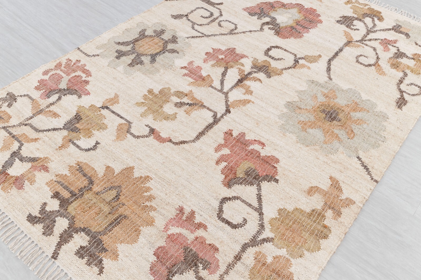 Jute Hand Woven High Quality Floral Style Bohemian Decor Flatweave Kilim Rug