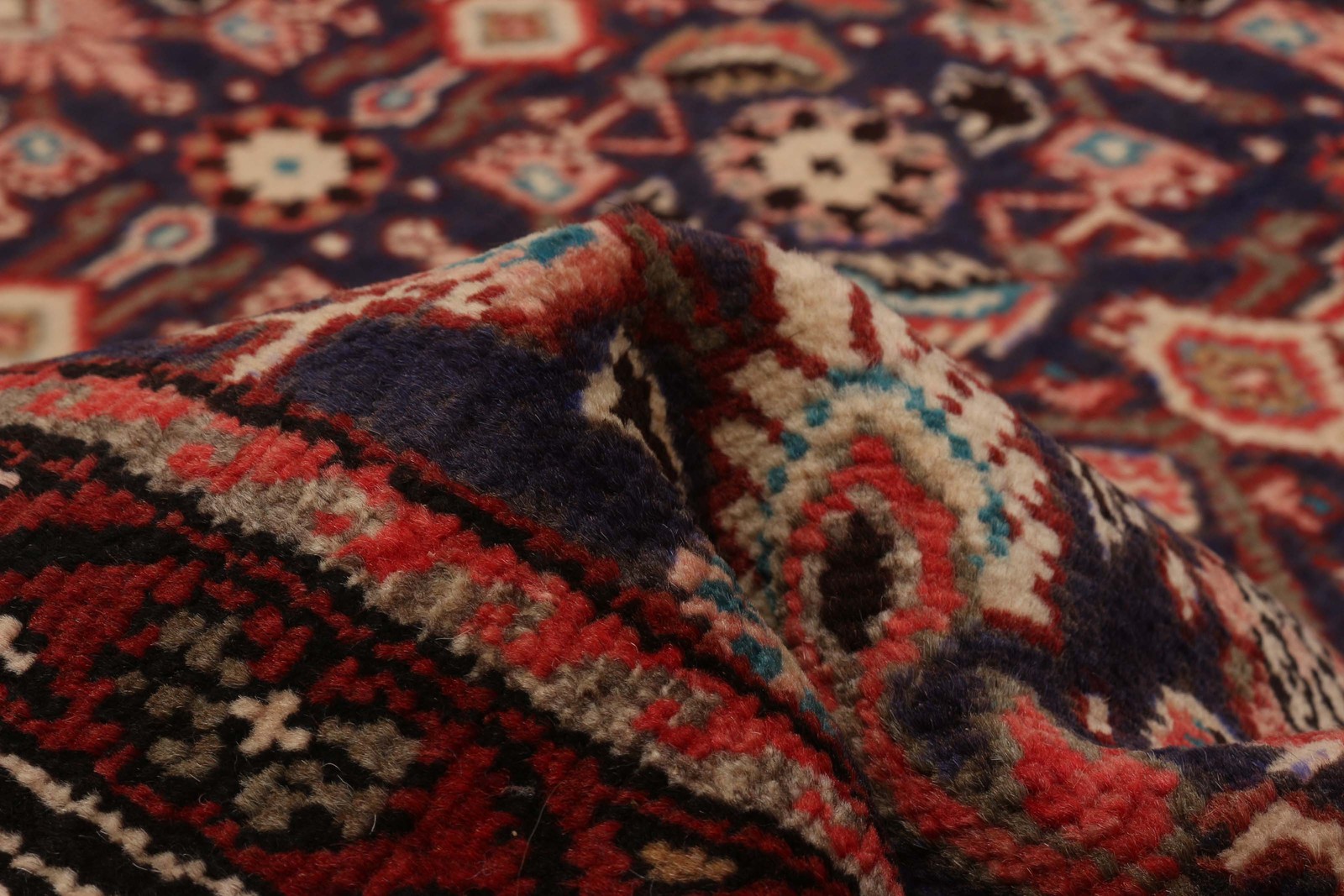 Vintage Hand-knotted Runner Rug 3’7″ x 10’0″ Traditional Oriental Wool Carpet