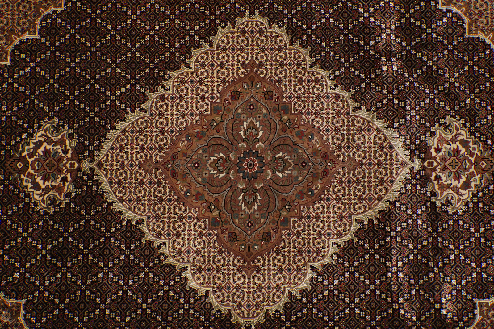 8.3 x 9.8 beautiful Quality Wool and Silk Area Rug Tabriiz Mahii Black #F-4479