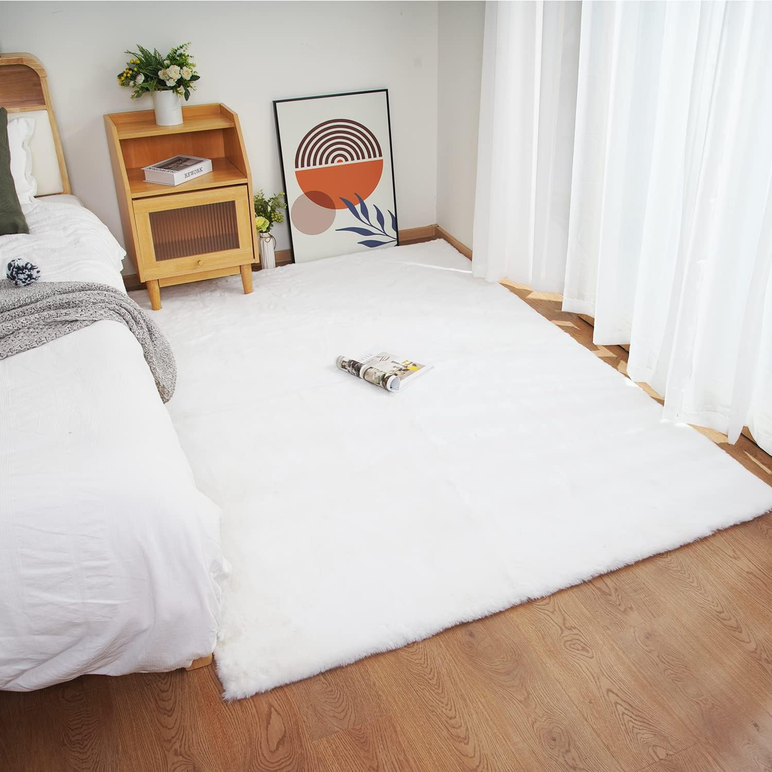 Plush White Faux Rabbit Fur Rug 4×6 – Machine Washable & No Shedding