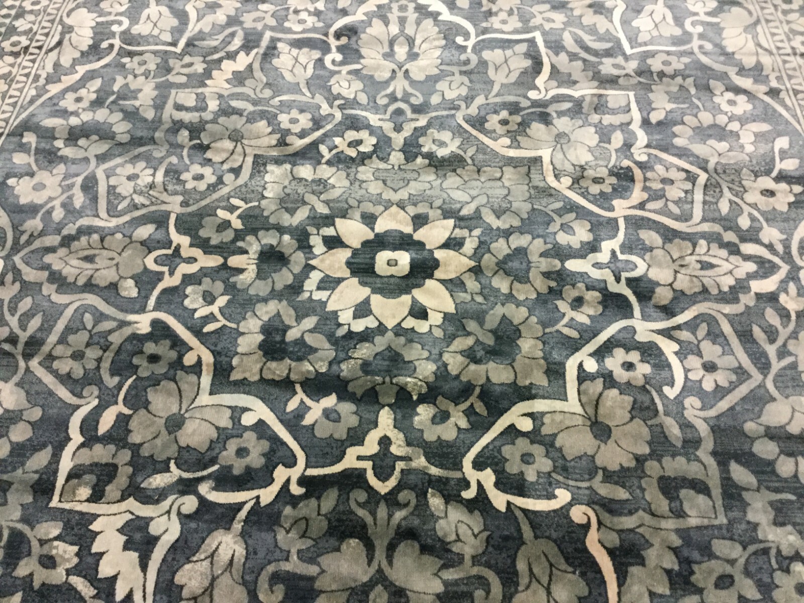 BLUE /LIGHT GREY 8′ X 10′ Back Stain Rug, Reduced Price 1172632657 VTG175-7330-8