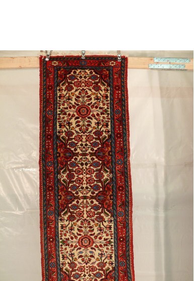 2’4 x 6’4 Oriental Rudbar Runner