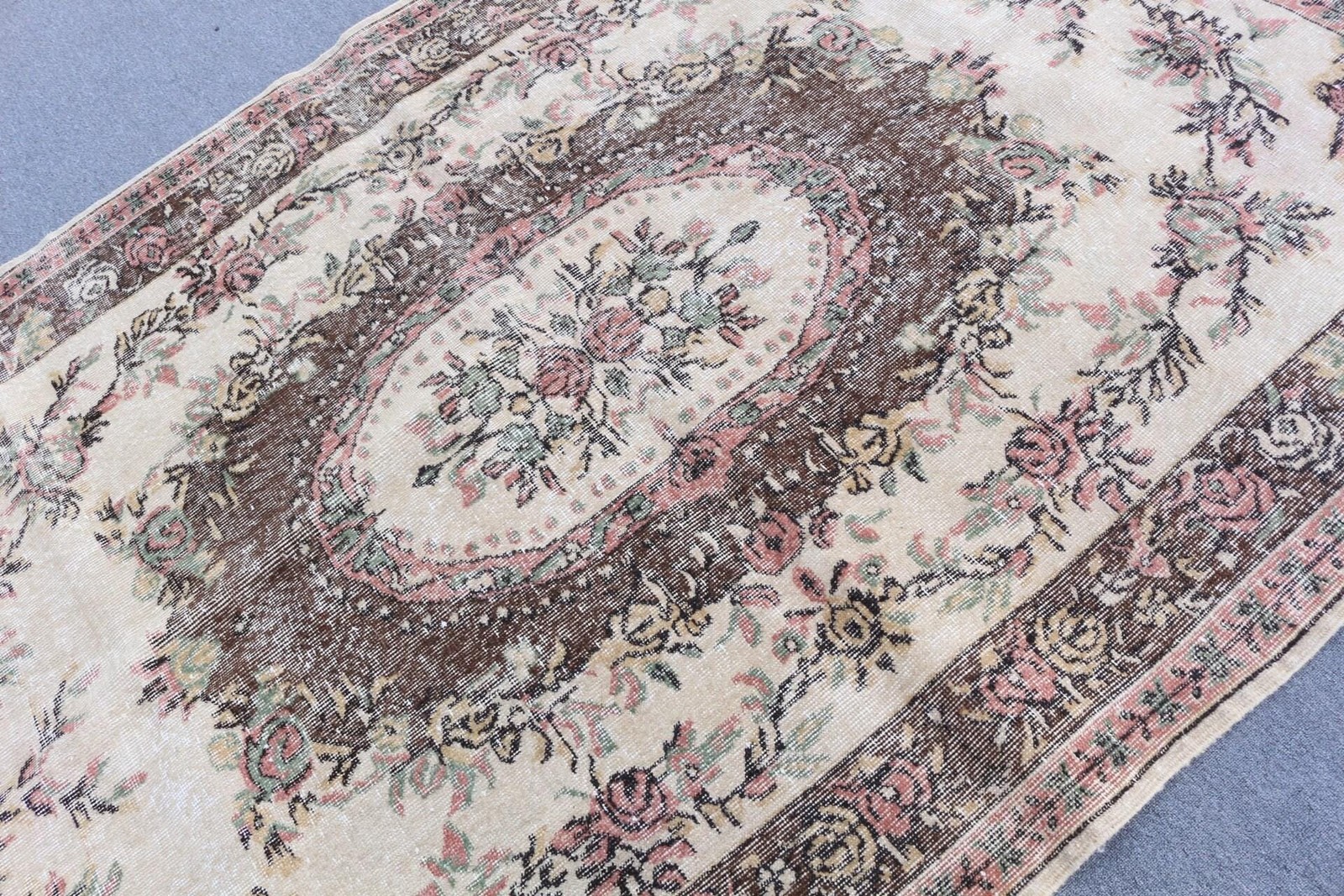5,6×9,3 ft Turkish Vintage Rug, Large Rug, Brown Wool Rug
