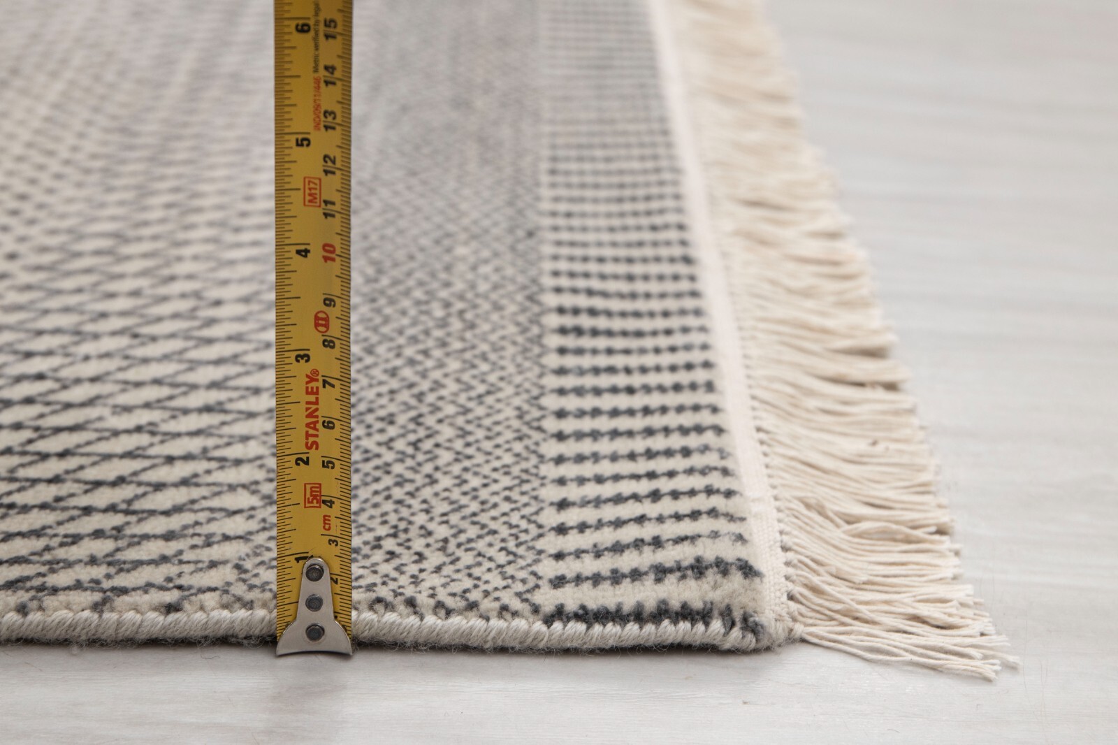 10×14 Silver Charcoal Modern Style Soft Wool & Silk Contemporary Handmade Rug