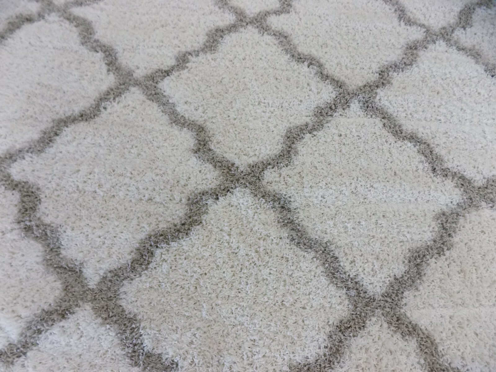 IVORY / BEIGE 8′ X 10′ Stained Rug, Reduced Price 1172587797 SGD257B-8