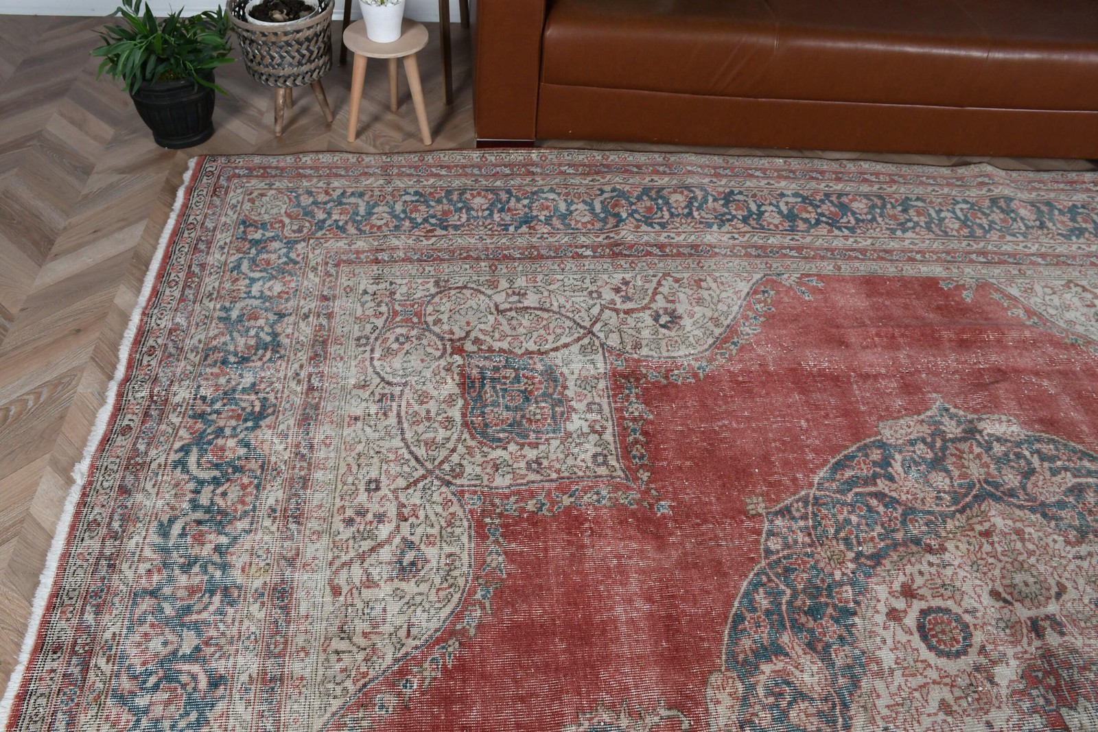10,2×11,2 ft Vintage Turkish Rug, Oversize Rug, Red Moroccan Rug