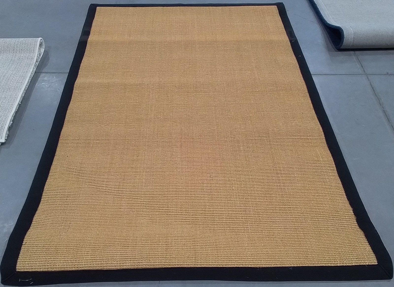 ASSORTED 4′-0″ x 6′-0″ Flaw in Rug, Reduced Price 3172810595 NF116A-4