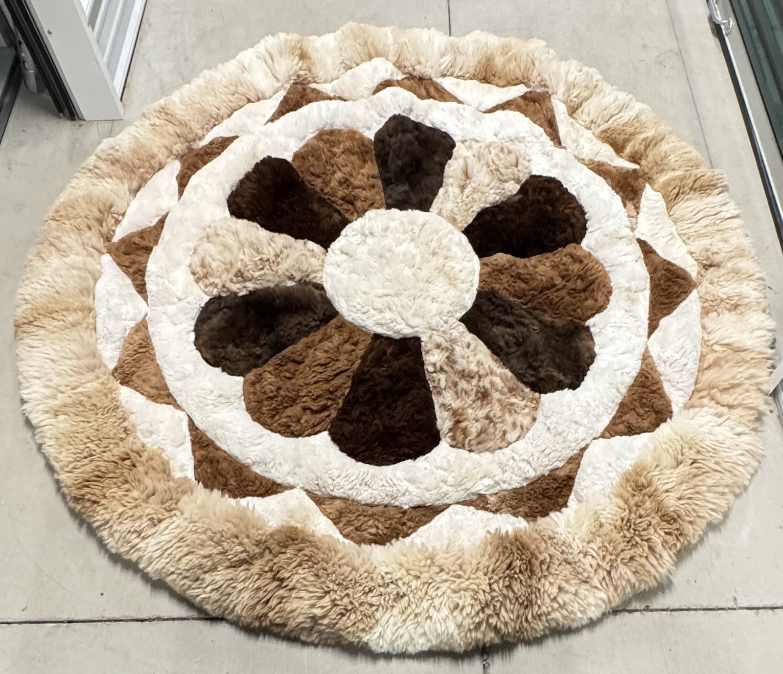 Handcrafted Alpaca Rug – Round, Multicolored And Plush – 68”