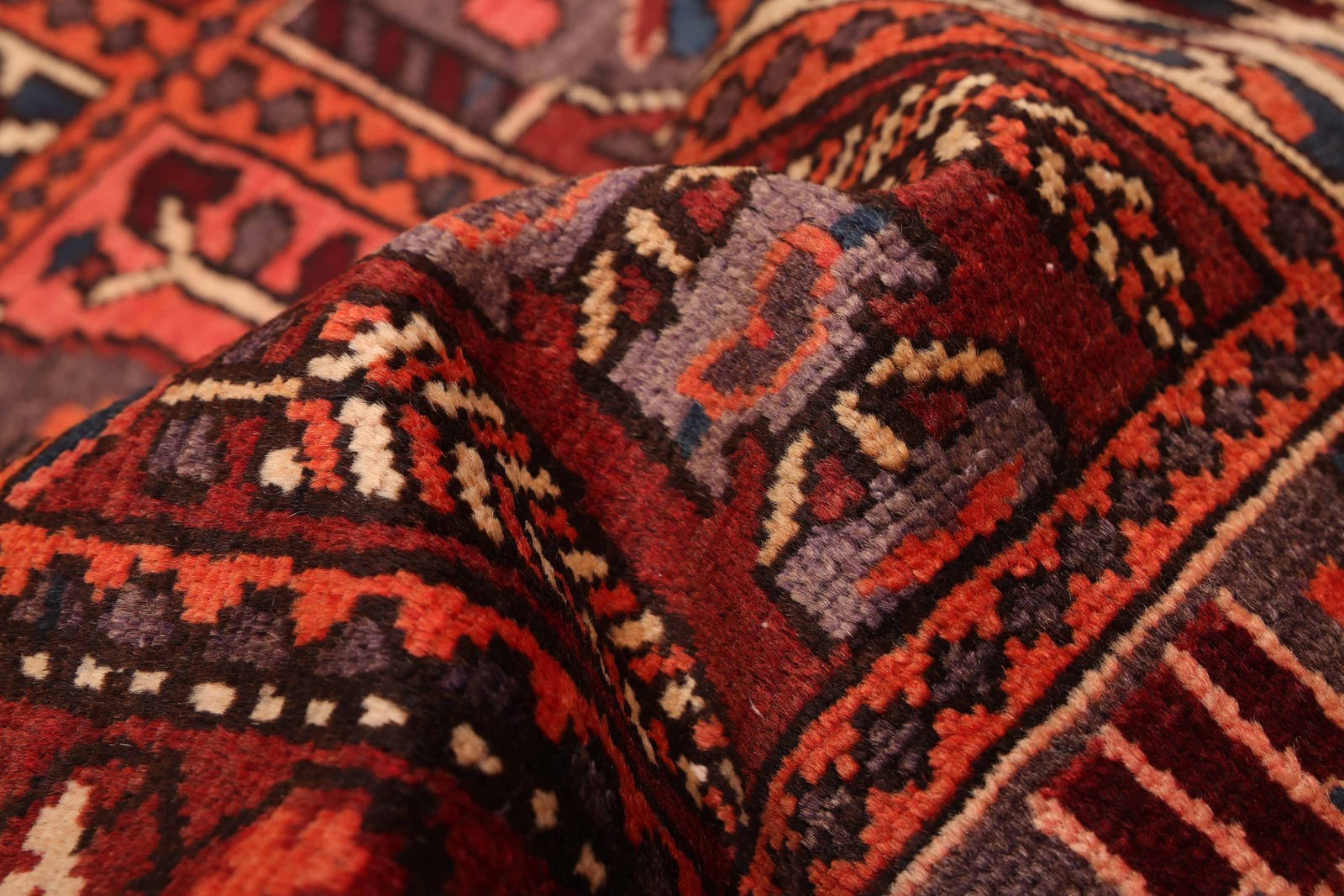 Vintage Hand-Knotted Carpet 4’11” x 9’7″ Traditional Oriental Wool Area Rug