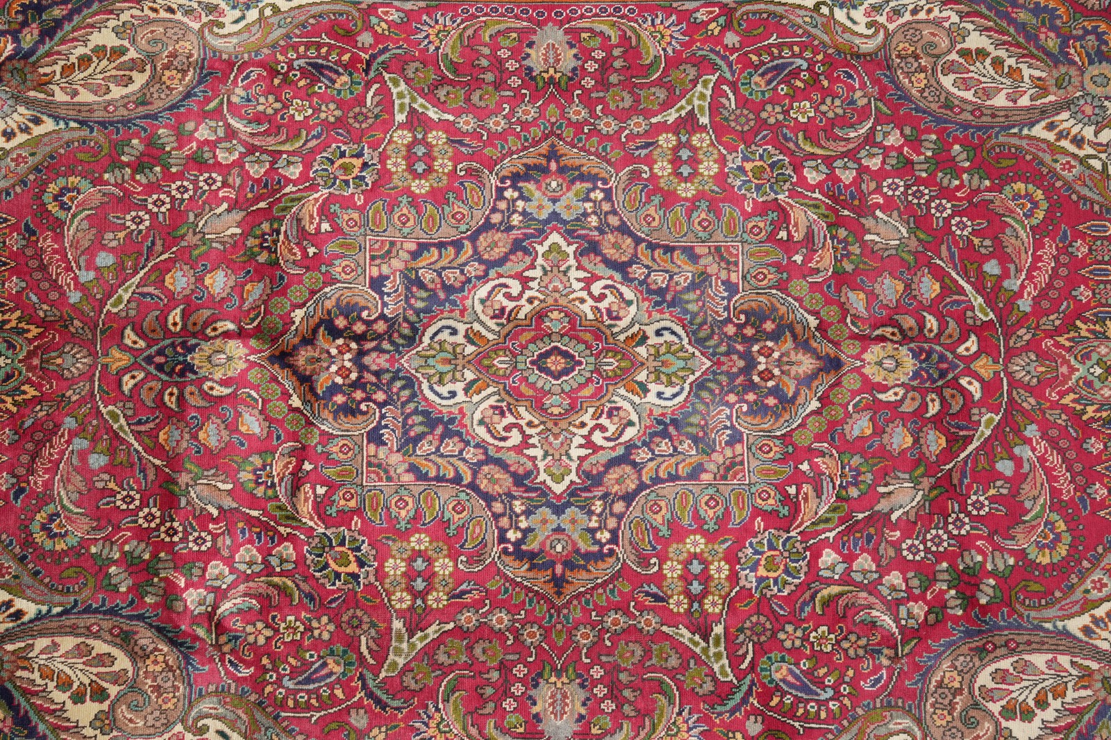 8 x 11 Pre-Owned Perrsian Tabriiz Wool Rug #PIX-11968