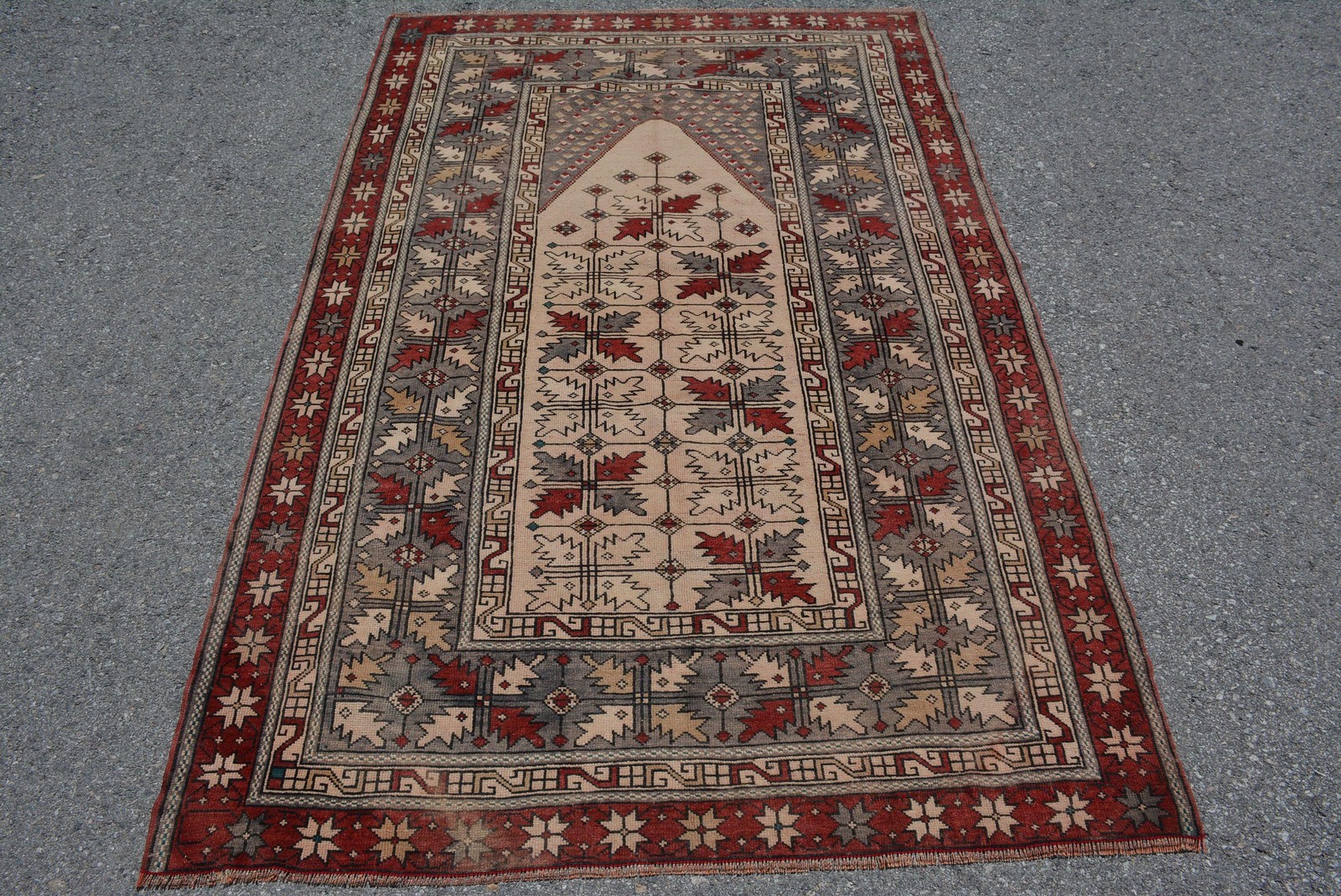 Turkish Vintage Rug 4,1×6,4 ft (126×194 cm), Red Ombré Wool Rug