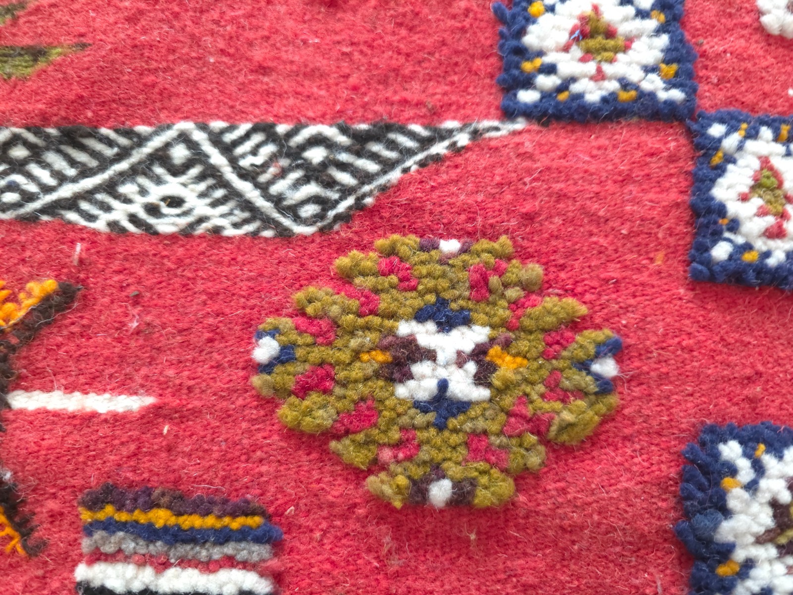 Handmade Moroccan Berber Flatwoven Rug 3×5 ft – Akhnif Moroccan Handmade Carpet