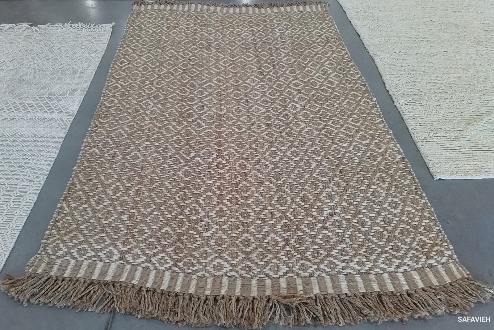 NATURAL / IVORY 6′-0″ x 9′-0″ Flaw in Rug, Reduced Price 1172774624 NF182A-6