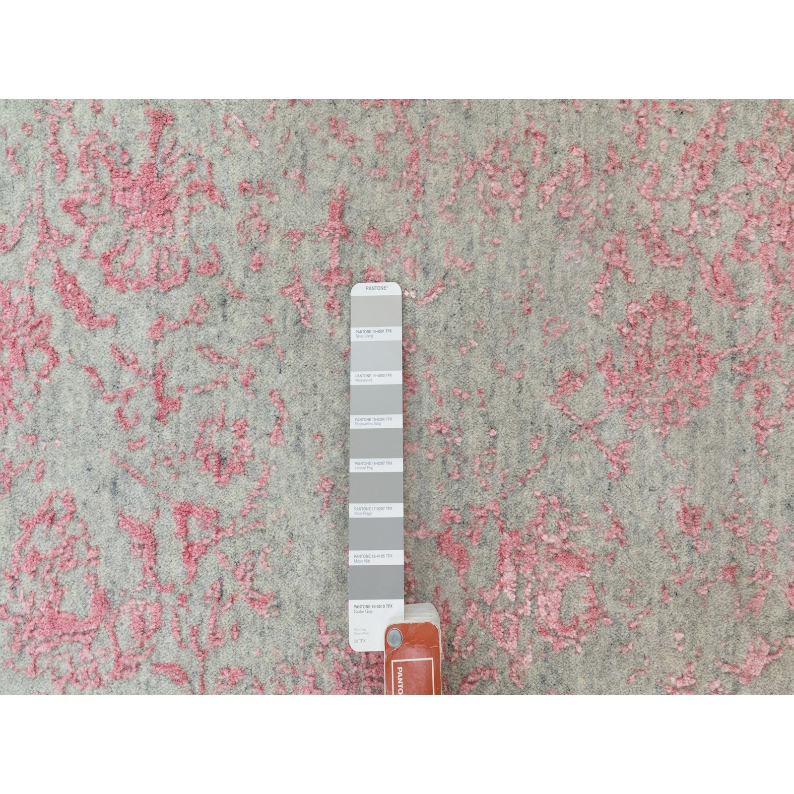 10’x14’1″ Wool and Art Silk Transitional Design Hand Loomed Jacquard Rug R58581