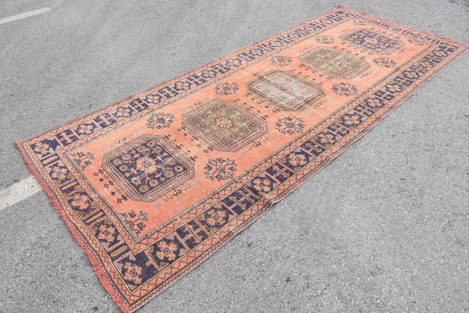 Vintage Large Rug 4,7×11,1 ft (142×338 cm), Red Polka dot Turkish Rug