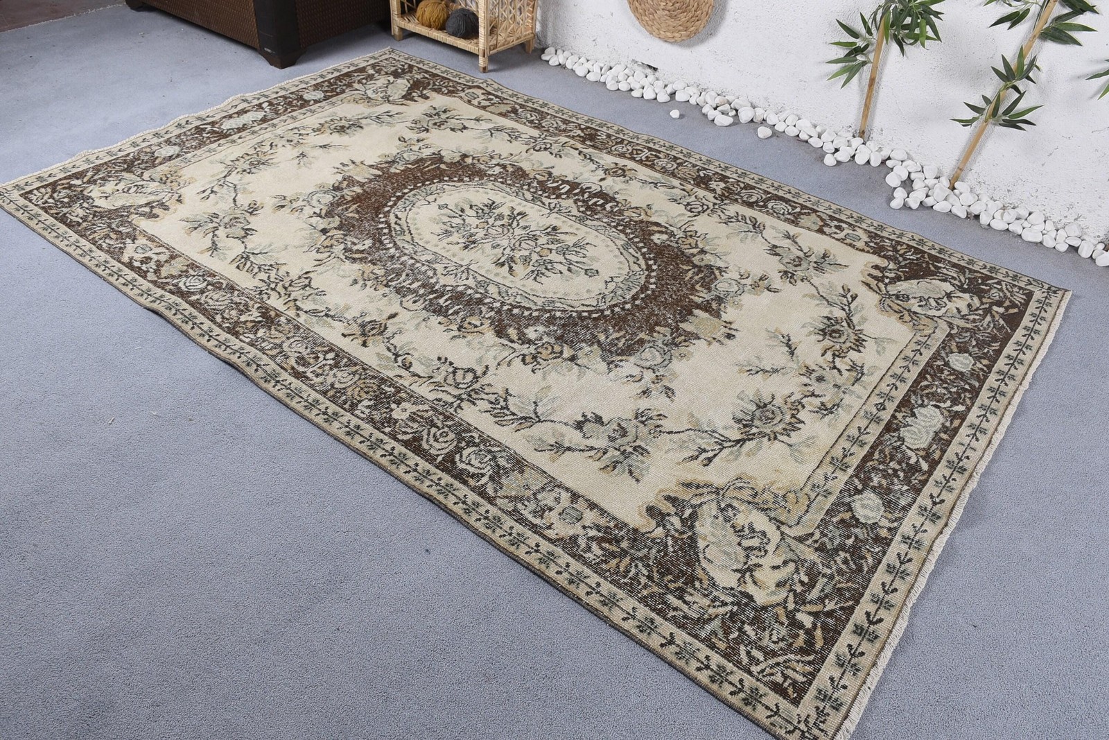 Turkish Vintage Rug 5,2×8,3 ft, Beige Large Patchwork Wool Rug
