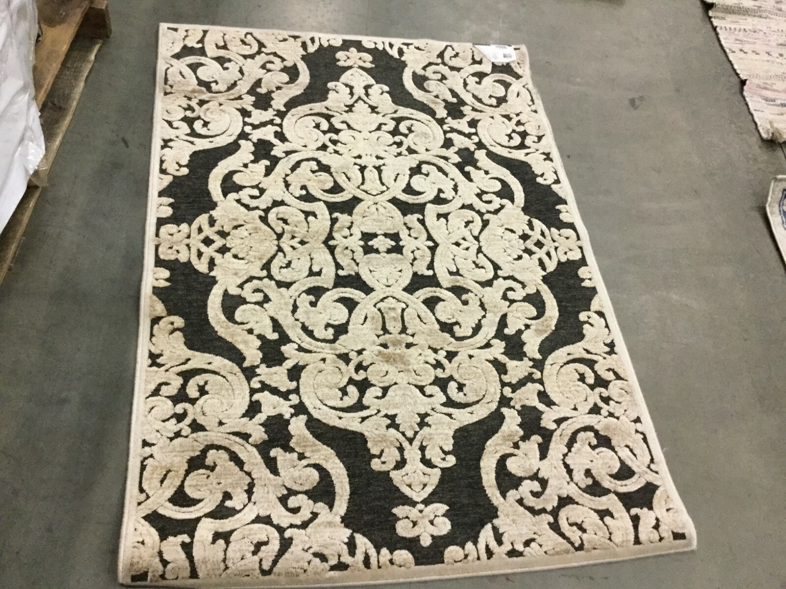 ANTHRACITE 3′-3″ X 4′-7″ Stained Rug, Reduced Price 1172636740 PARB348-3430-3