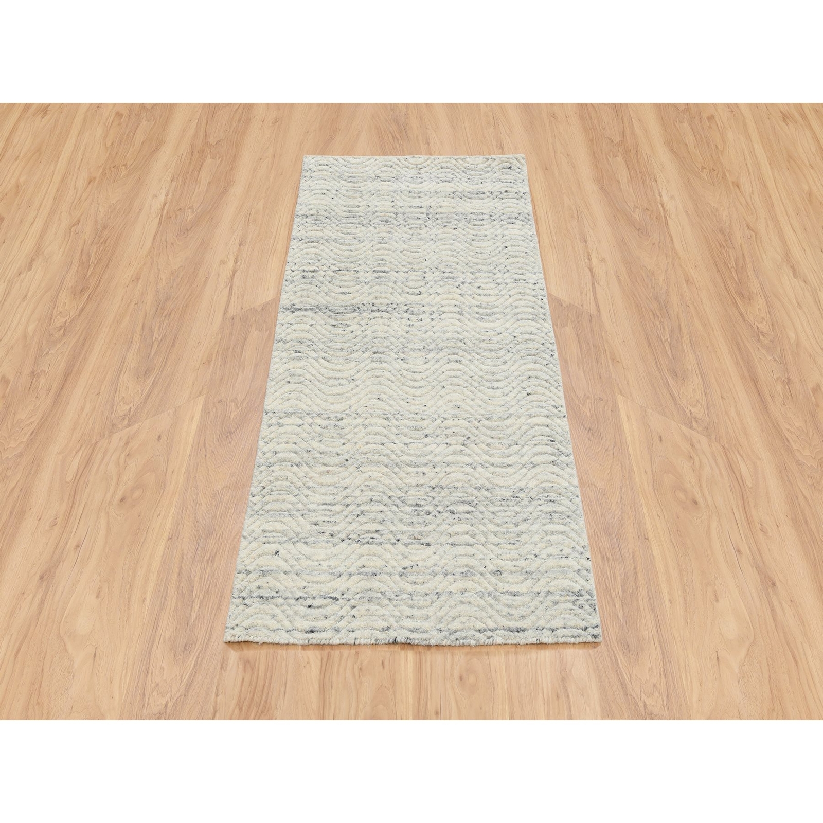 2’6″x6′ Beige Variegated Modern Design Wool Hand Loomed Runner Rug R64839