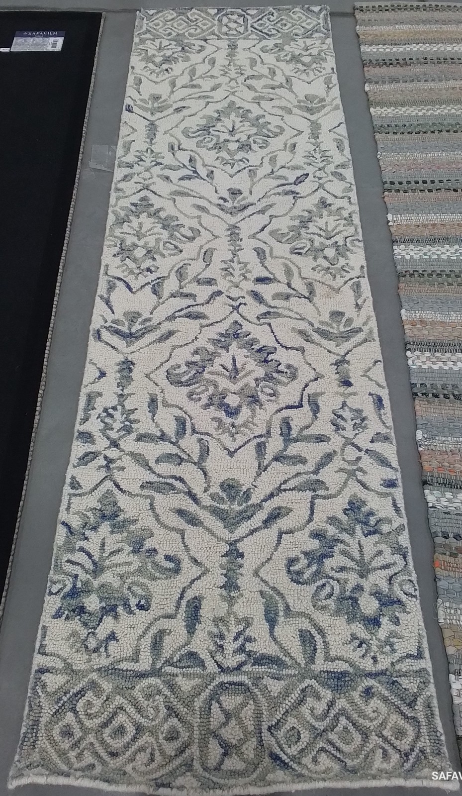LIGHT BLUE / IVORY 2′-3″ x 8′-0″ Damaged Rug Reduced Price 1172801946 DDY901L-28