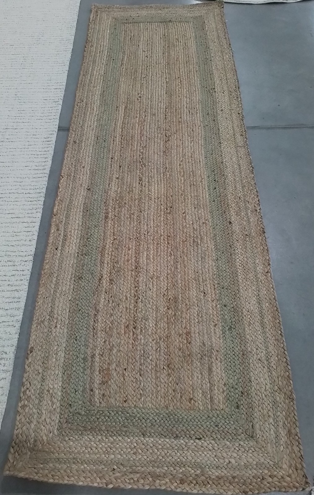 GREEN / NATURAL 2′-6″ x 8′-0″ Flaw in Rug, Reduced Price 1172802134 NF109Y-28