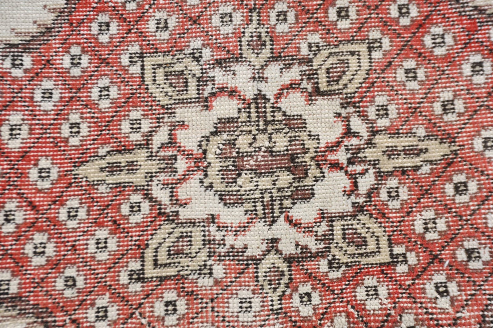 Vintage 3,9×7,3 ft Rug, Turkish Area Rug, Red Check Rug