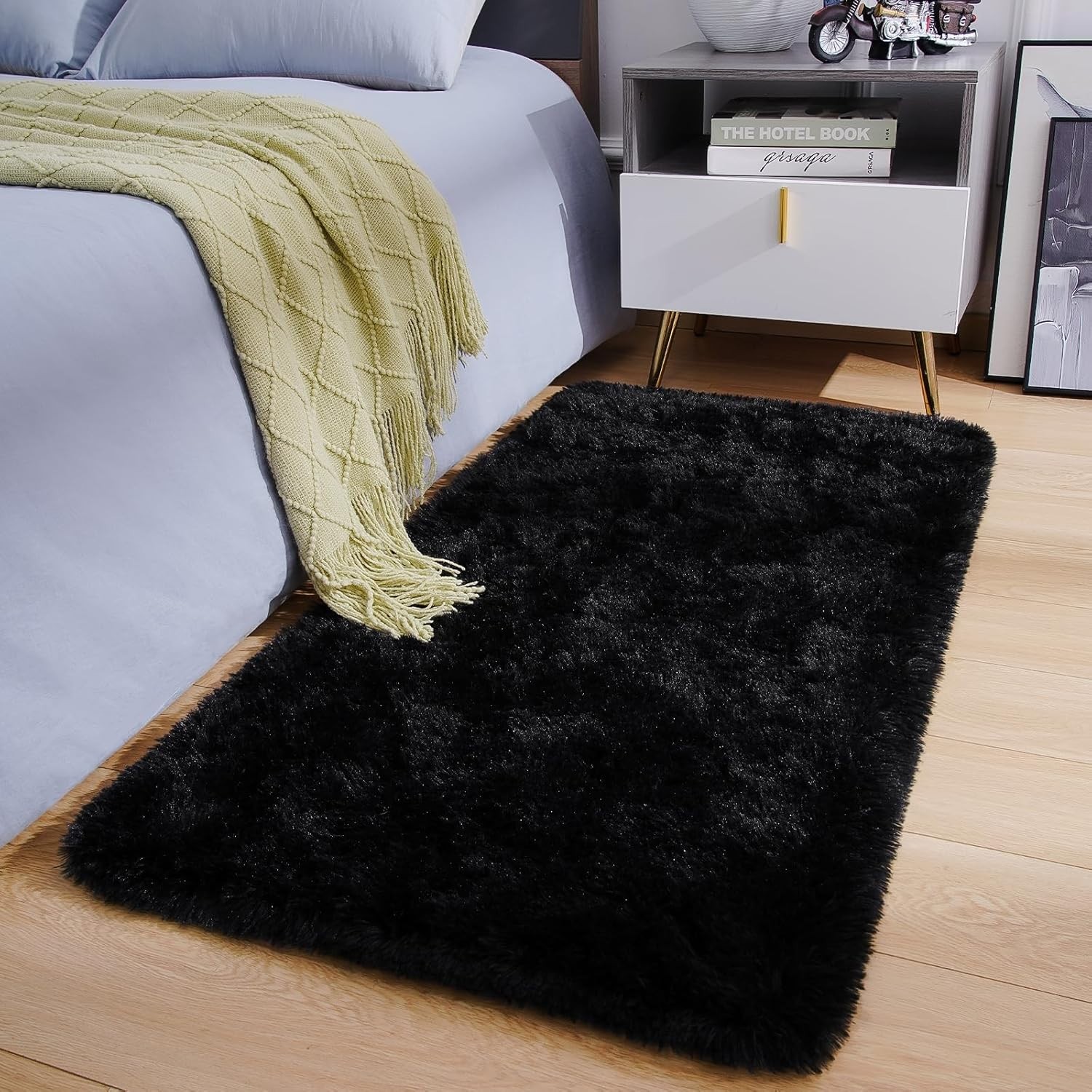 Luxurious Black Shag Rug 2′ x 4′ – Soft, Non-Slip Throw Rug for Living Room