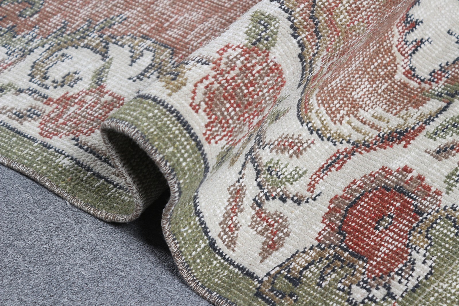 Turkish Vintage Rug 4,9×7,8 ft, Brown Area Floral Wool Rug