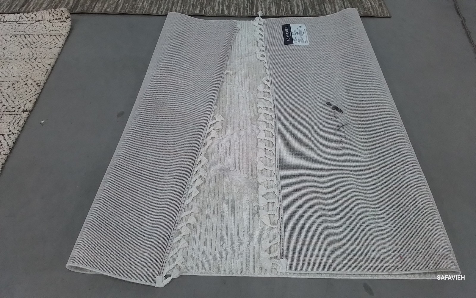BEIGE 5′-3″ x 7′-6″ Back Stain Rug, Reduced Price 1172796248 MRK517C-5