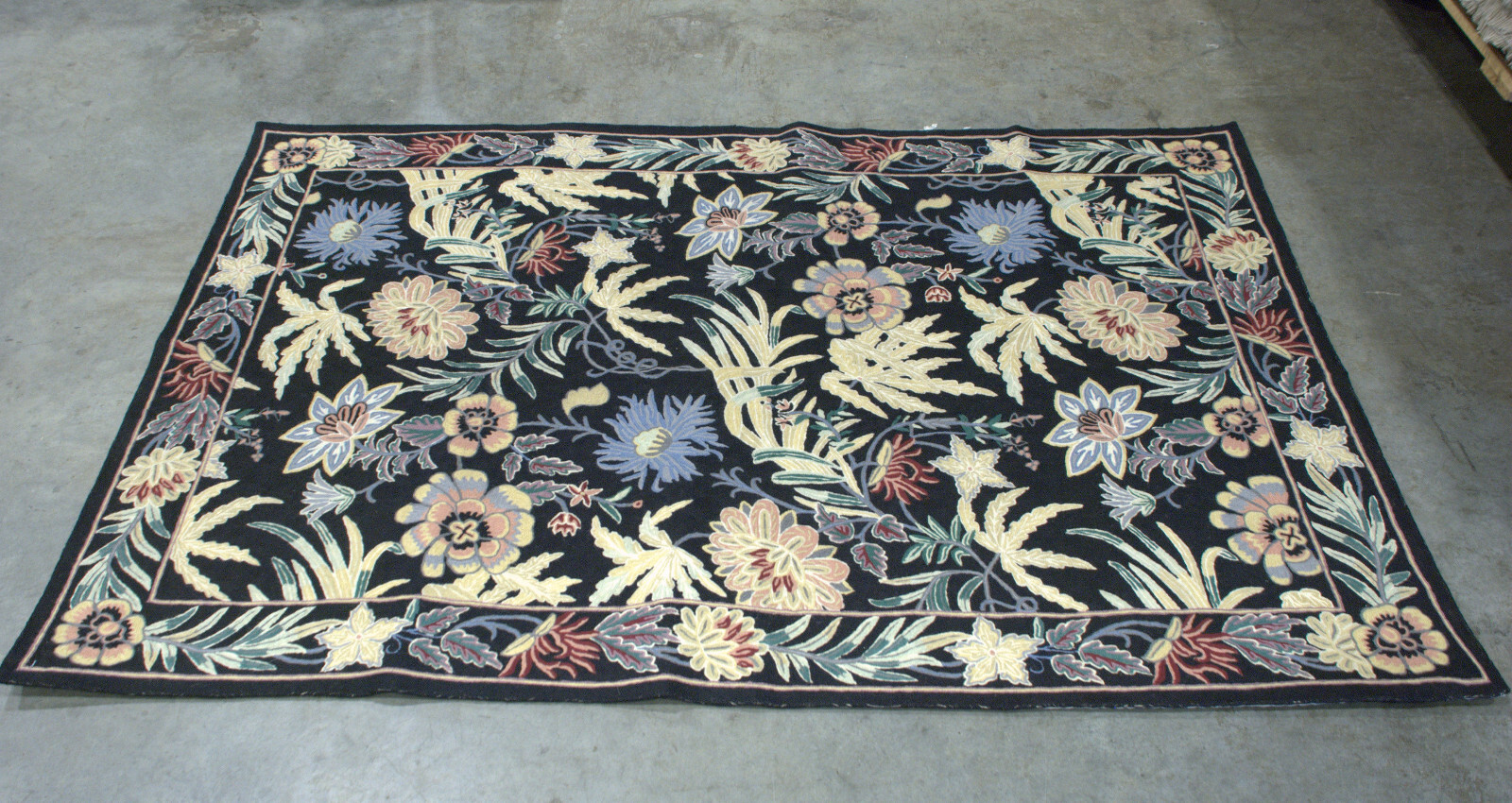 RRA 4X6 Chain Stitch Rug Allover Floral Design Black Carpet 23640