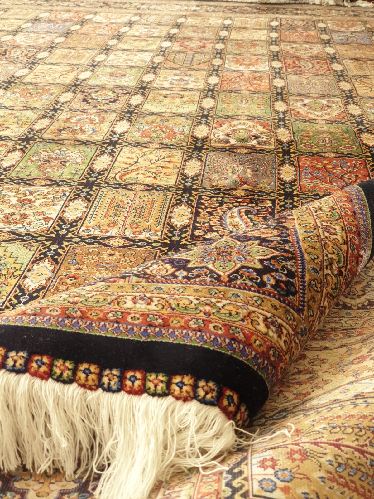 New Luxurious High-Quality Bamboo Silk Rug Carpet 160cm x 230cm Machine-Knotted