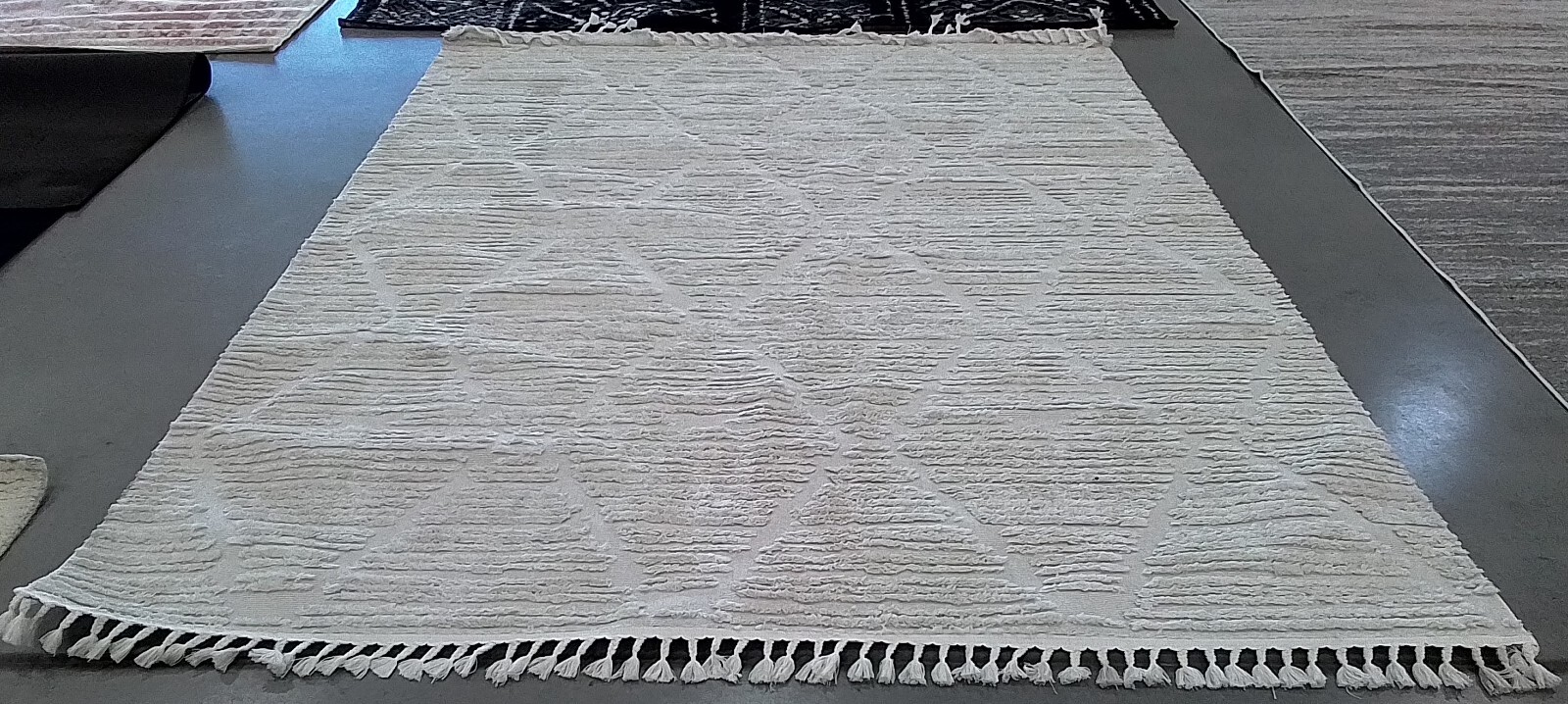 BEIGE 8′-0″ x 10′-0″ Back Stain Rug, Reduced Price 1172767088 MRK517C-8