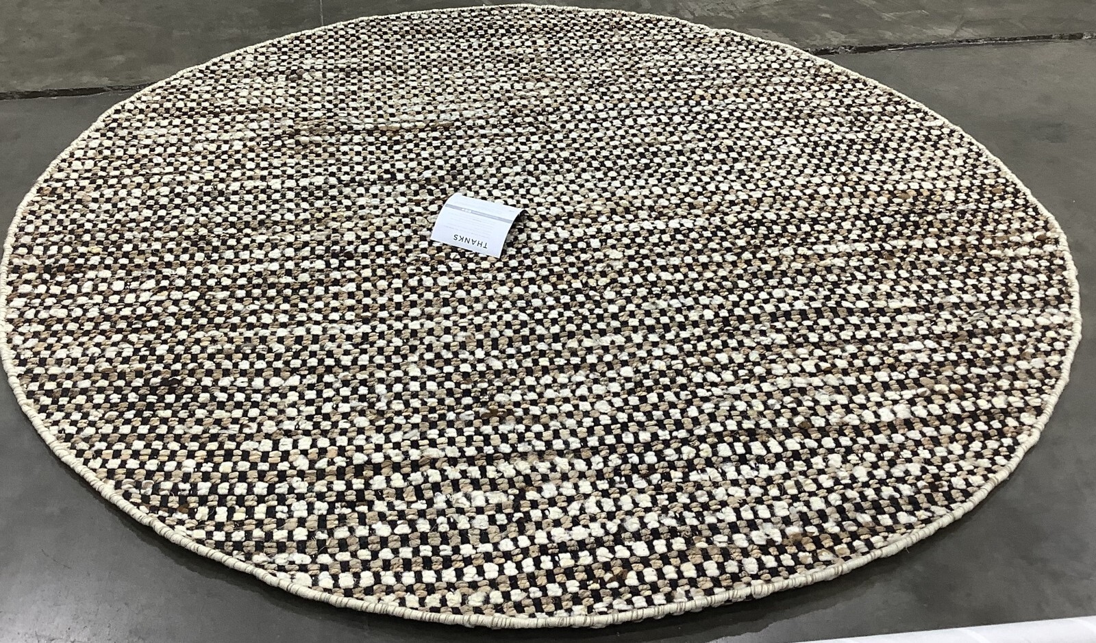 BLACK / IVORY 6′-0″ x 6′-0″ Flaw in Rug, Reduced Price 1172679850 NAT349Z-6R