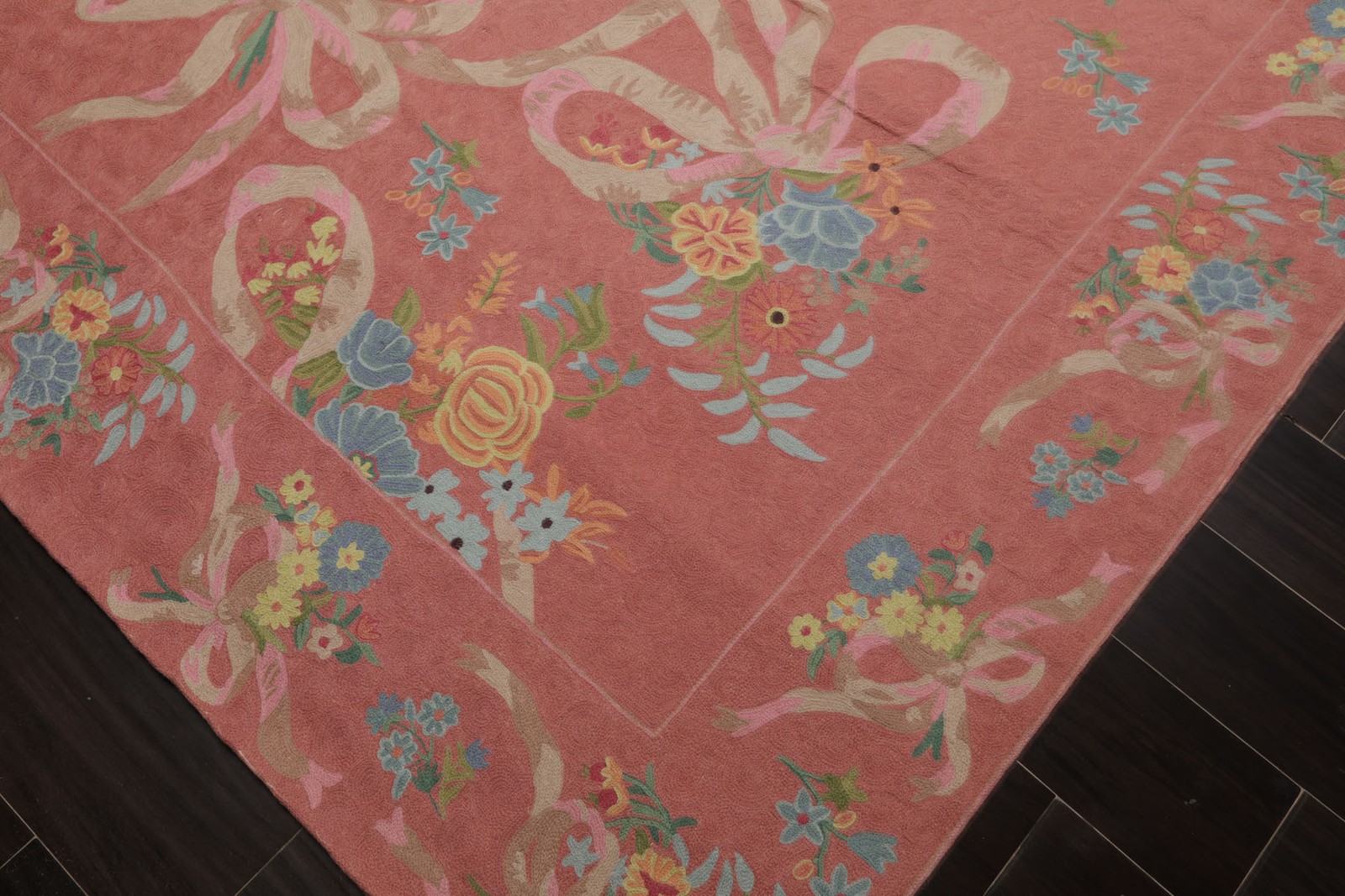 6’x8’10” Hand Woven Wool Pink Chainstitch Traditional Rug